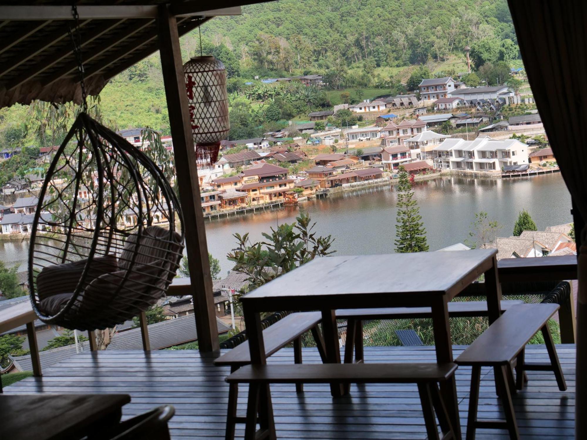 Hedreung Banrakthai Homestay And Camping Ban Rak Thai Buitenkant foto